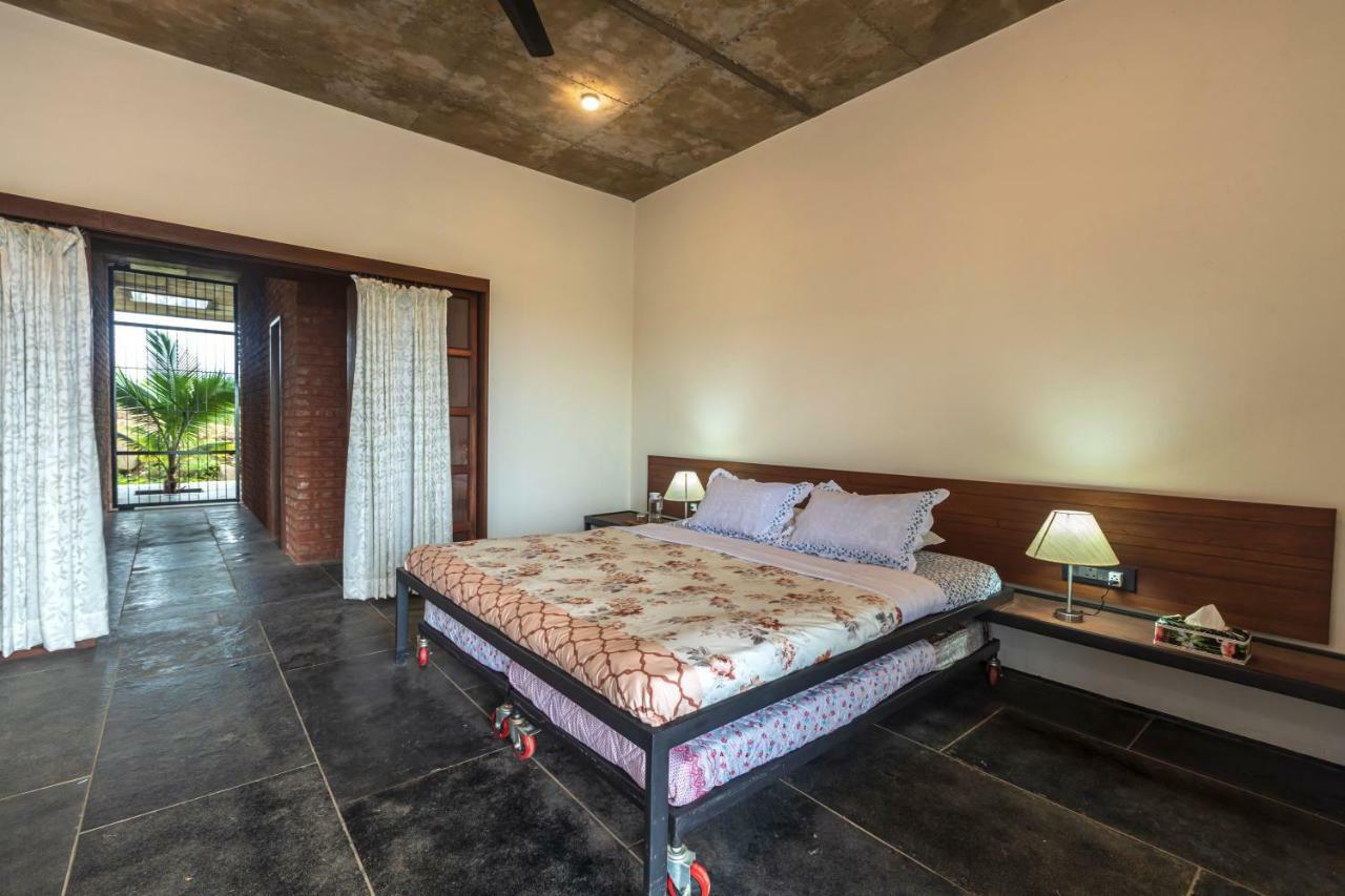 Saffronstays Zen, Igatpuri - Lake-View Villa With Indoor And Outdoor Games Kültér fotó